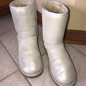 Silver Ugg Classic Boot short